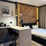 Riverside Industrial Studios - Sauna-Gym- Stay In Style By Wroapart-Pl -Air-Conditioning-All-Spa-Fitness